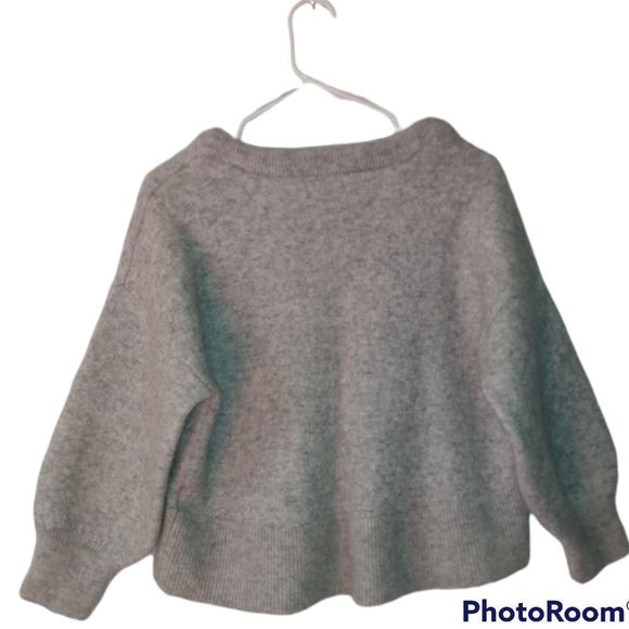 H&M Cropped Oversized Wool Long Sleeve Loose Crew Neck Gray Wool Sweater - Picture 2 of 11